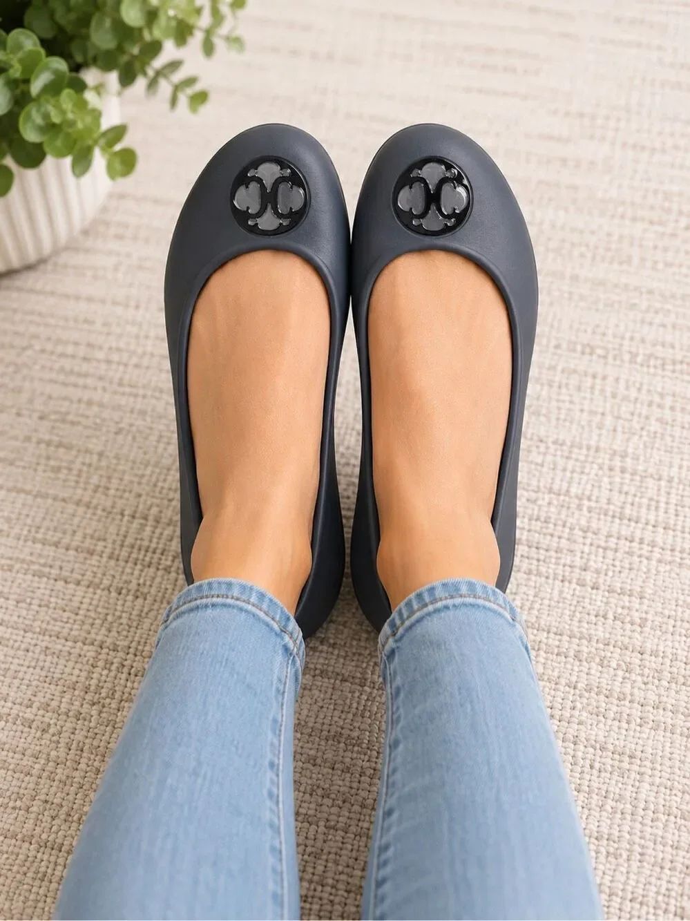 Crocs Gianna Disc Gray Ballet Flats Slip on Shoes | Women’s Size 7